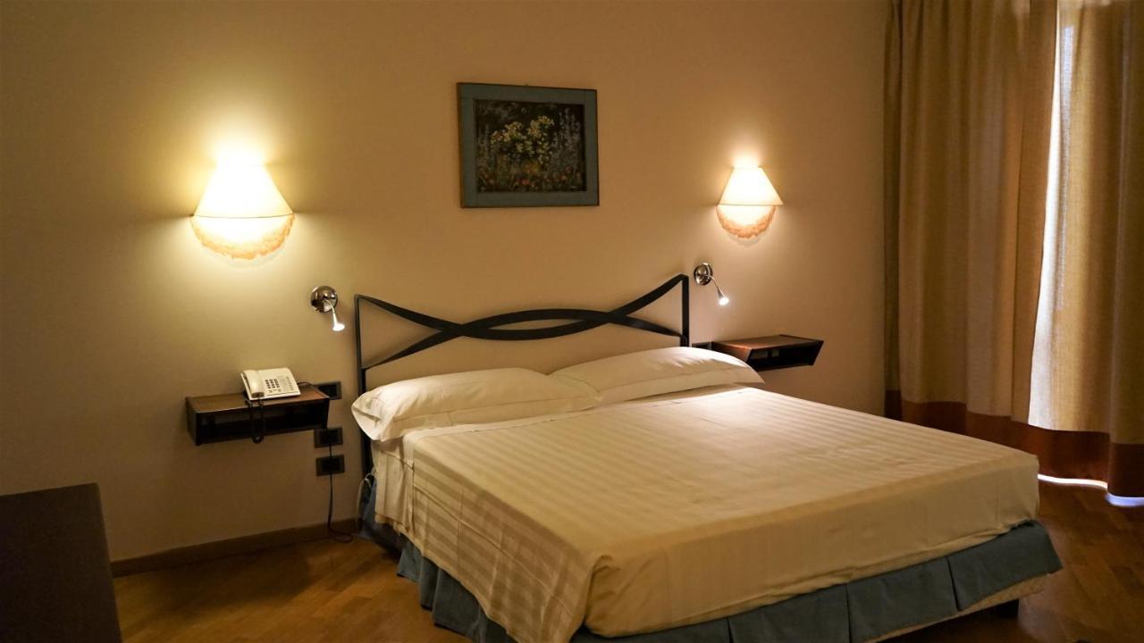 Le Tre Vaselle Resort & Spa Торджано Экстерьер фото