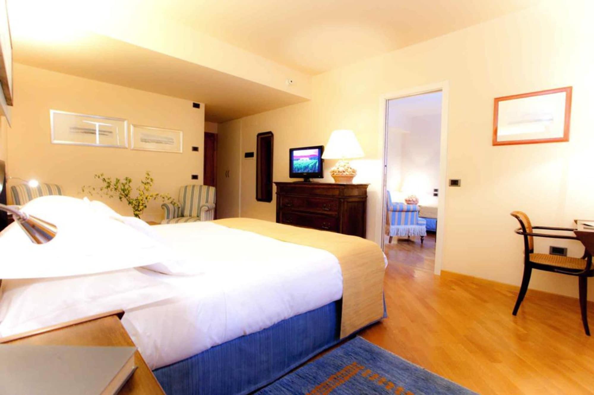 Le Tre Vaselle Resort & Spa Торджано Экстерьер фото